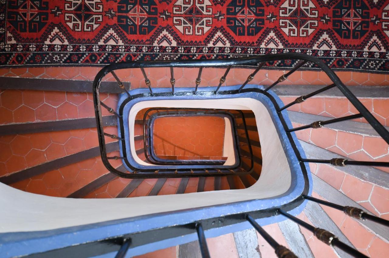 Bed and Breakfast La Cachette Du Comte Montfort-sur-Argens Экстерьер фото