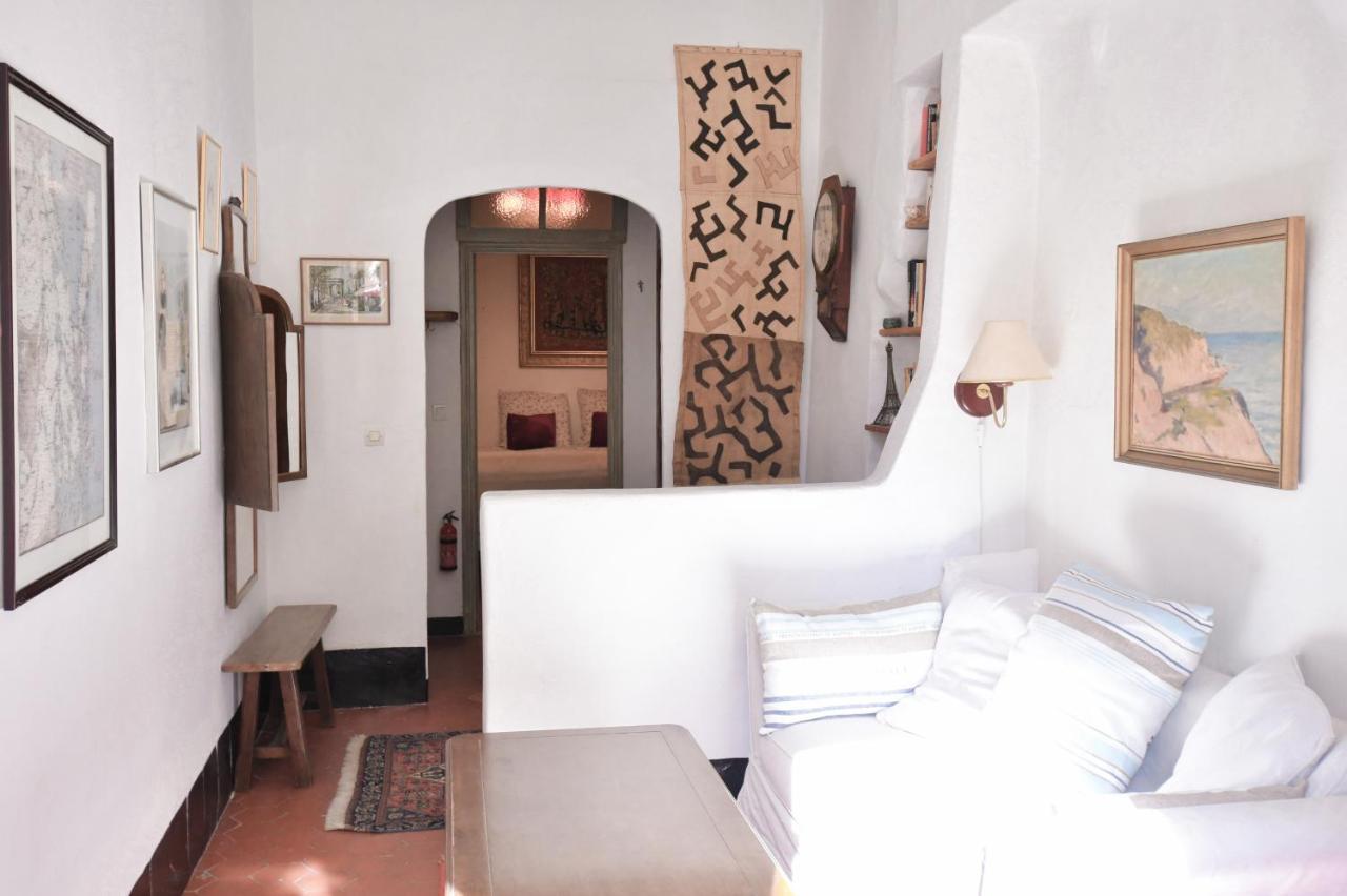 Bed and Breakfast La Cachette Du Comte Montfort-sur-Argens Экстерьер фото