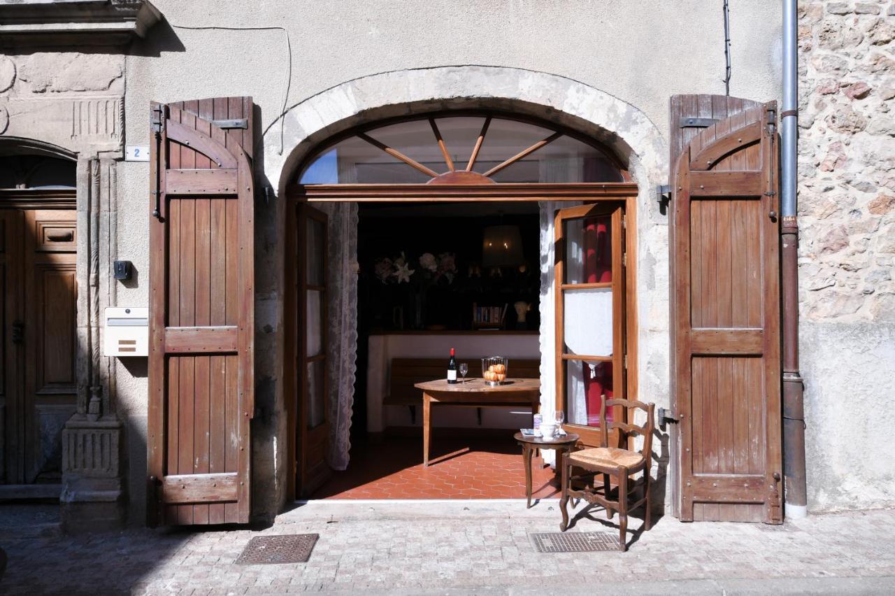 Bed and Breakfast La Cachette Du Comte Montfort-sur-Argens Экстерьер фото