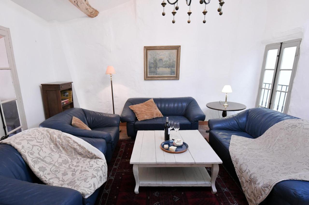 Bed and Breakfast La Cachette Du Comte Montfort-sur-Argens Экстерьер фото