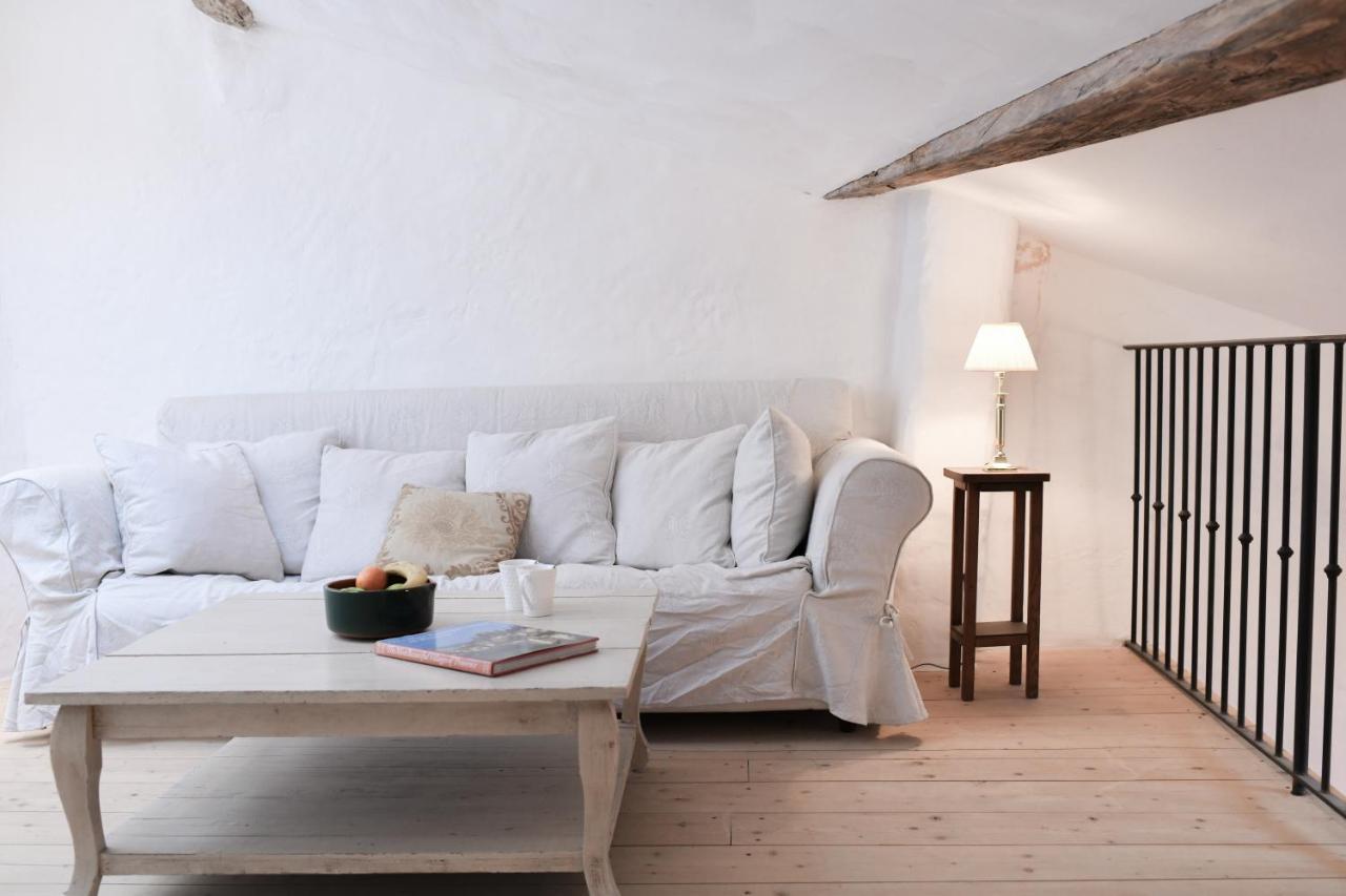 Bed and Breakfast La Cachette Du Comte Montfort-sur-Argens Экстерьер фото