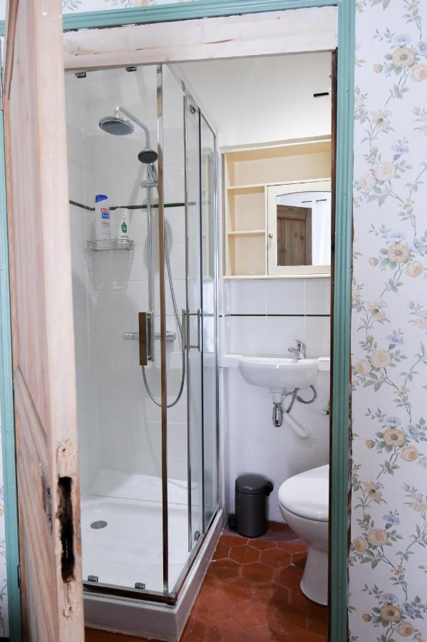 Bed and Breakfast La Cachette Du Comte Montfort-sur-Argens Экстерьер фото