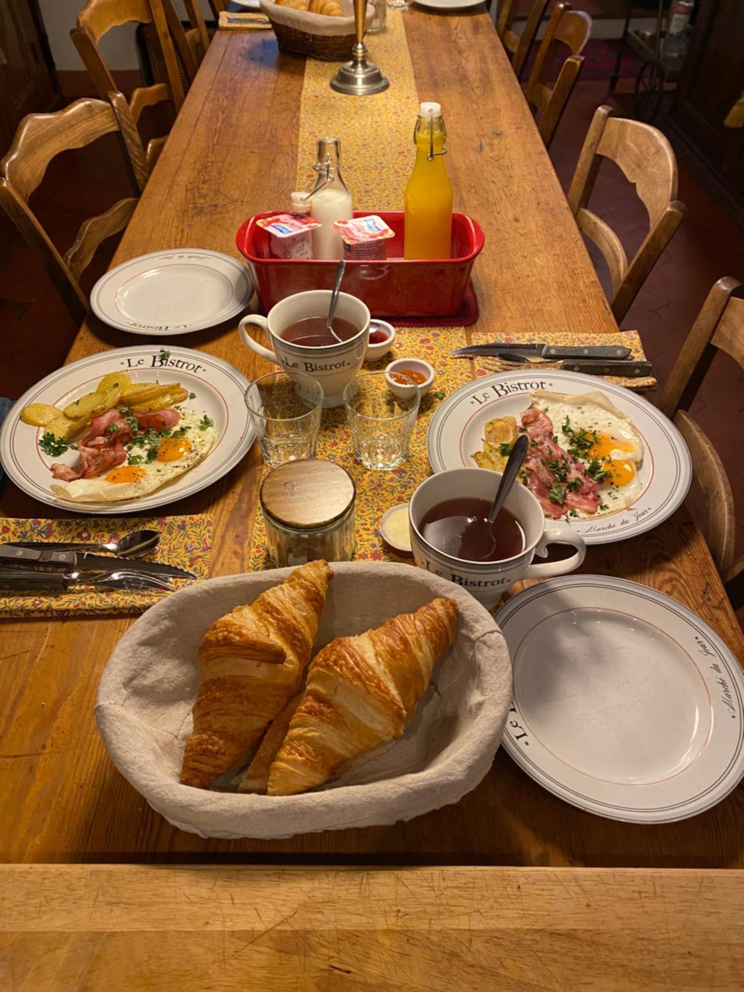 Bed and Breakfast La Cachette Du Comte Montfort-sur-Argens Экстерьер фото